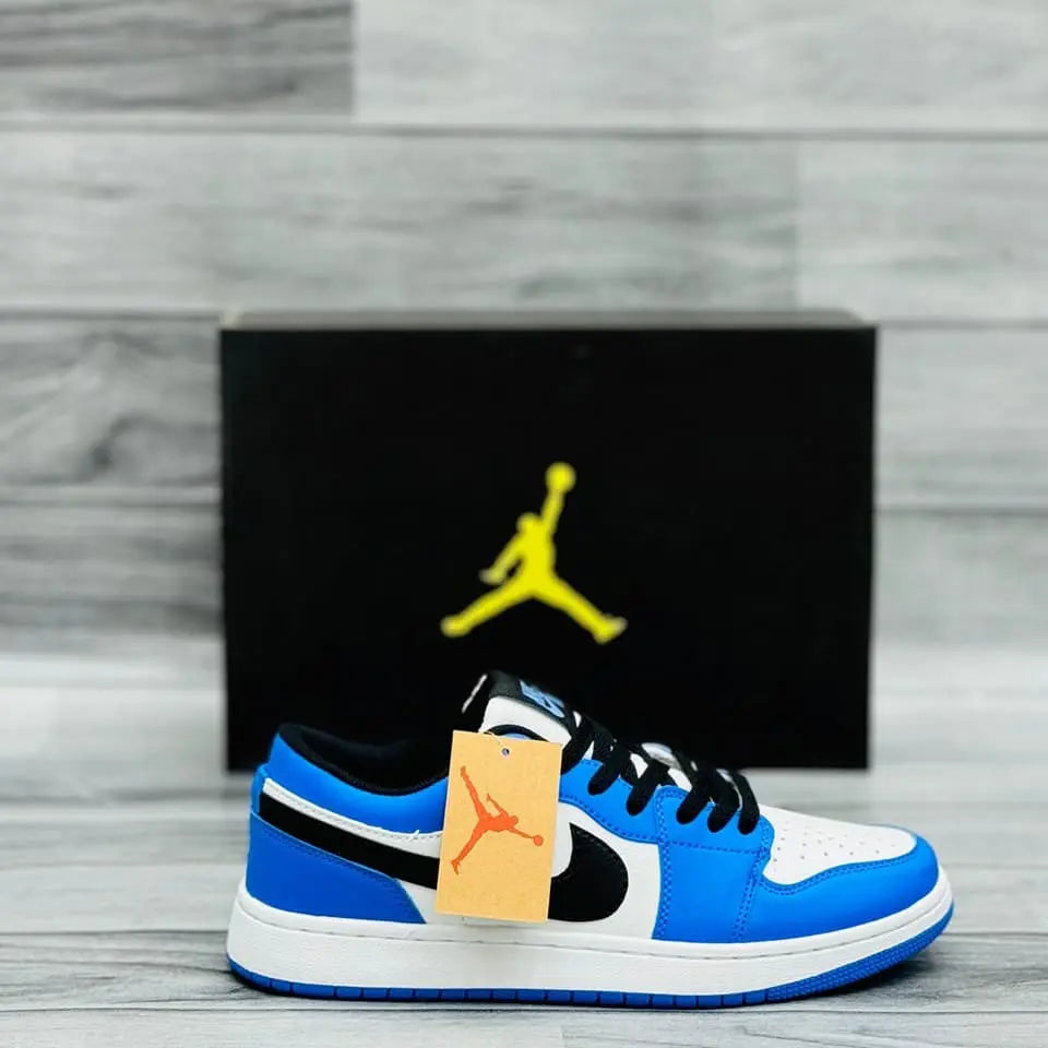 Nike Air Jordans 1 UNC (Blue) Nike