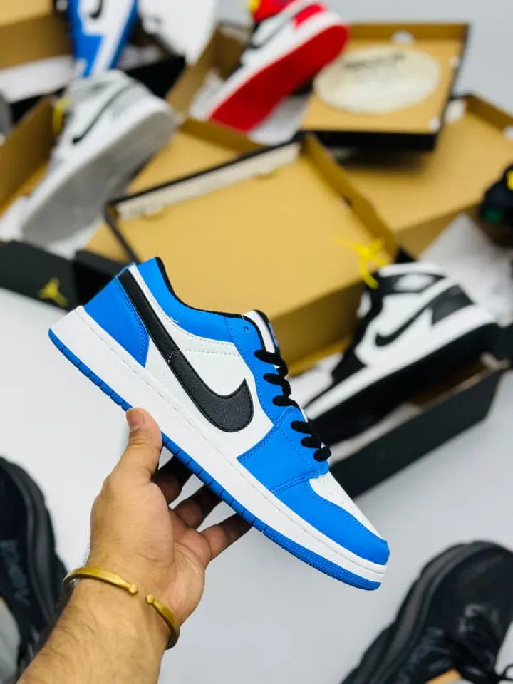 Nike Air Jordans 1 UNC (Blue) Nike