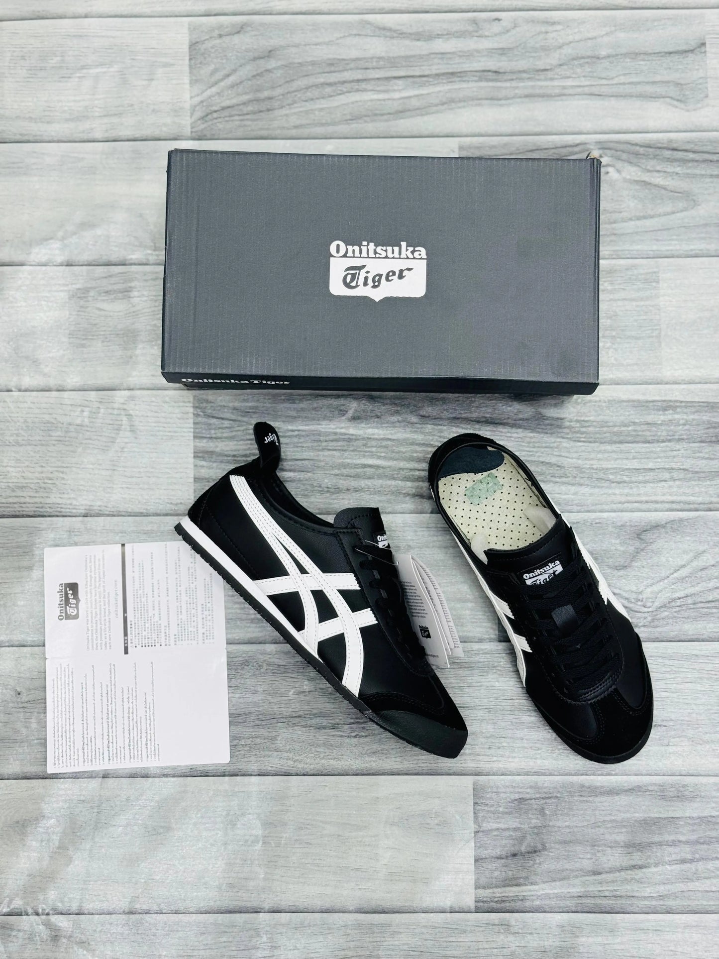 Onitsuka Tiger Black Asics