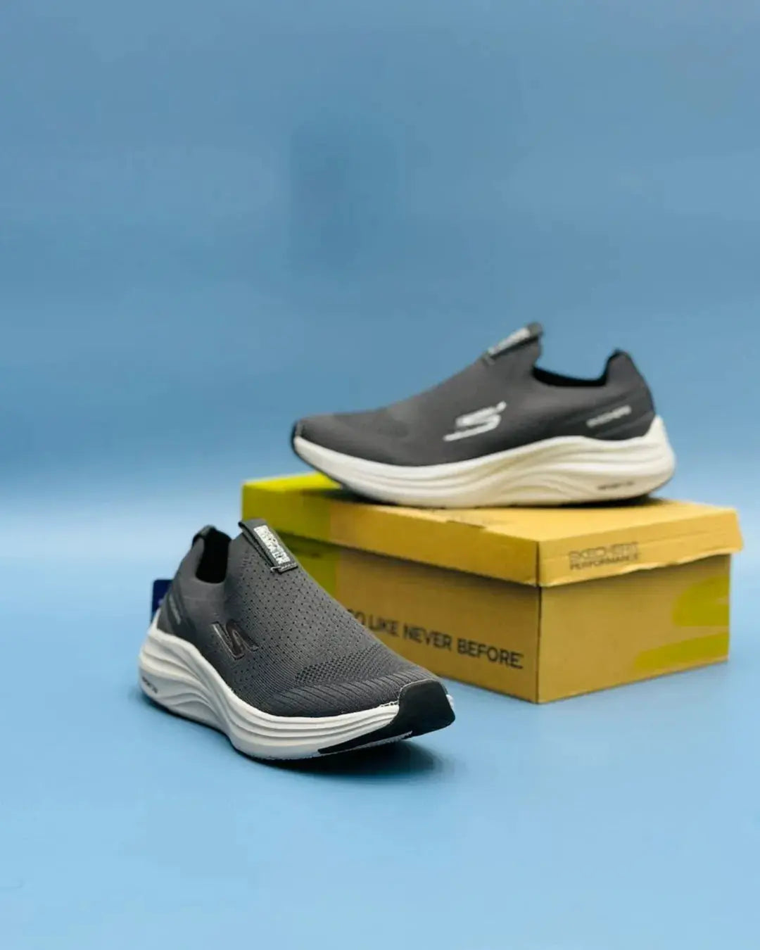 Sketchers Vapor Form (Grey)