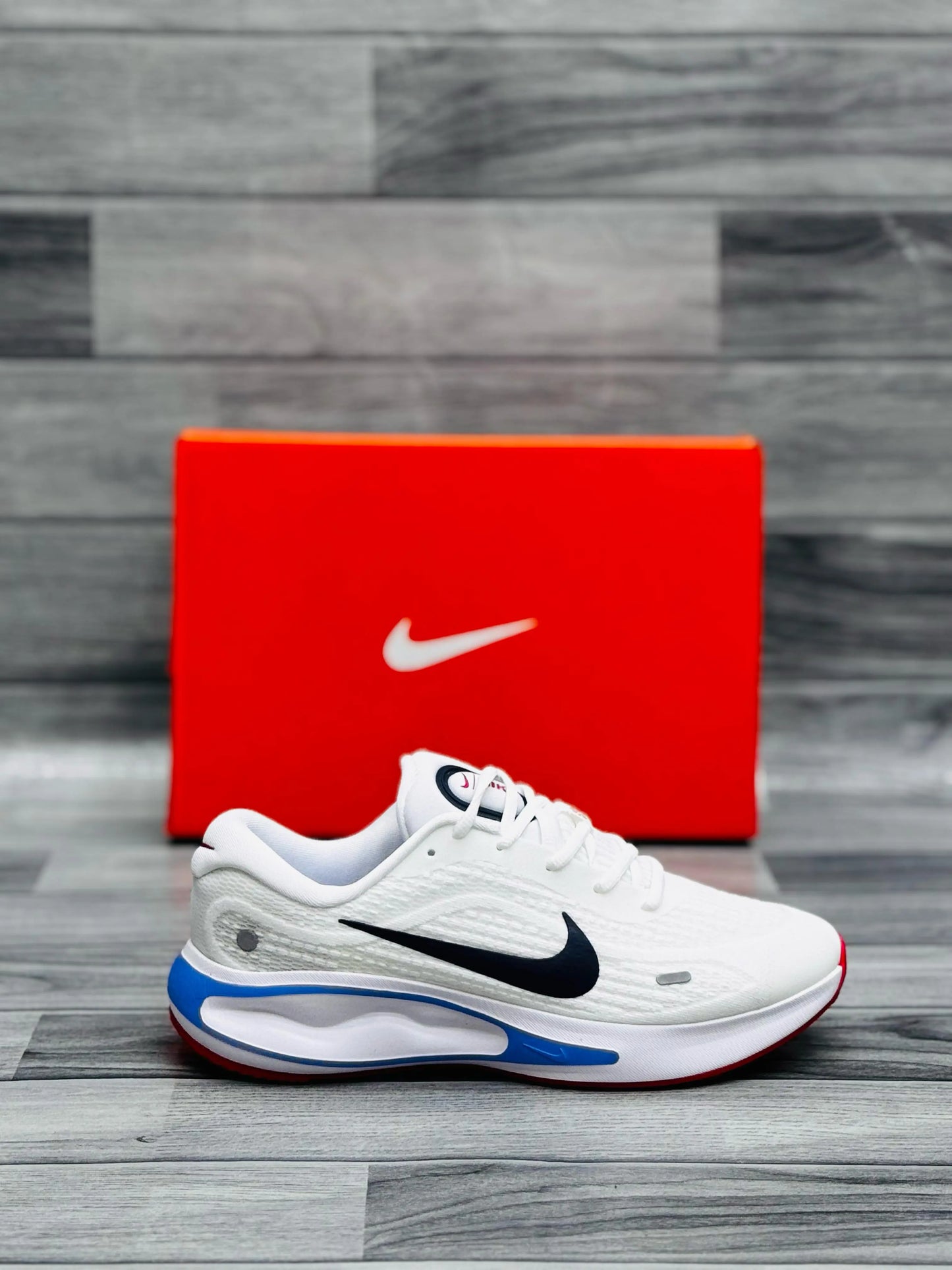 Nike Journey Run (Blue Stripe) Nike