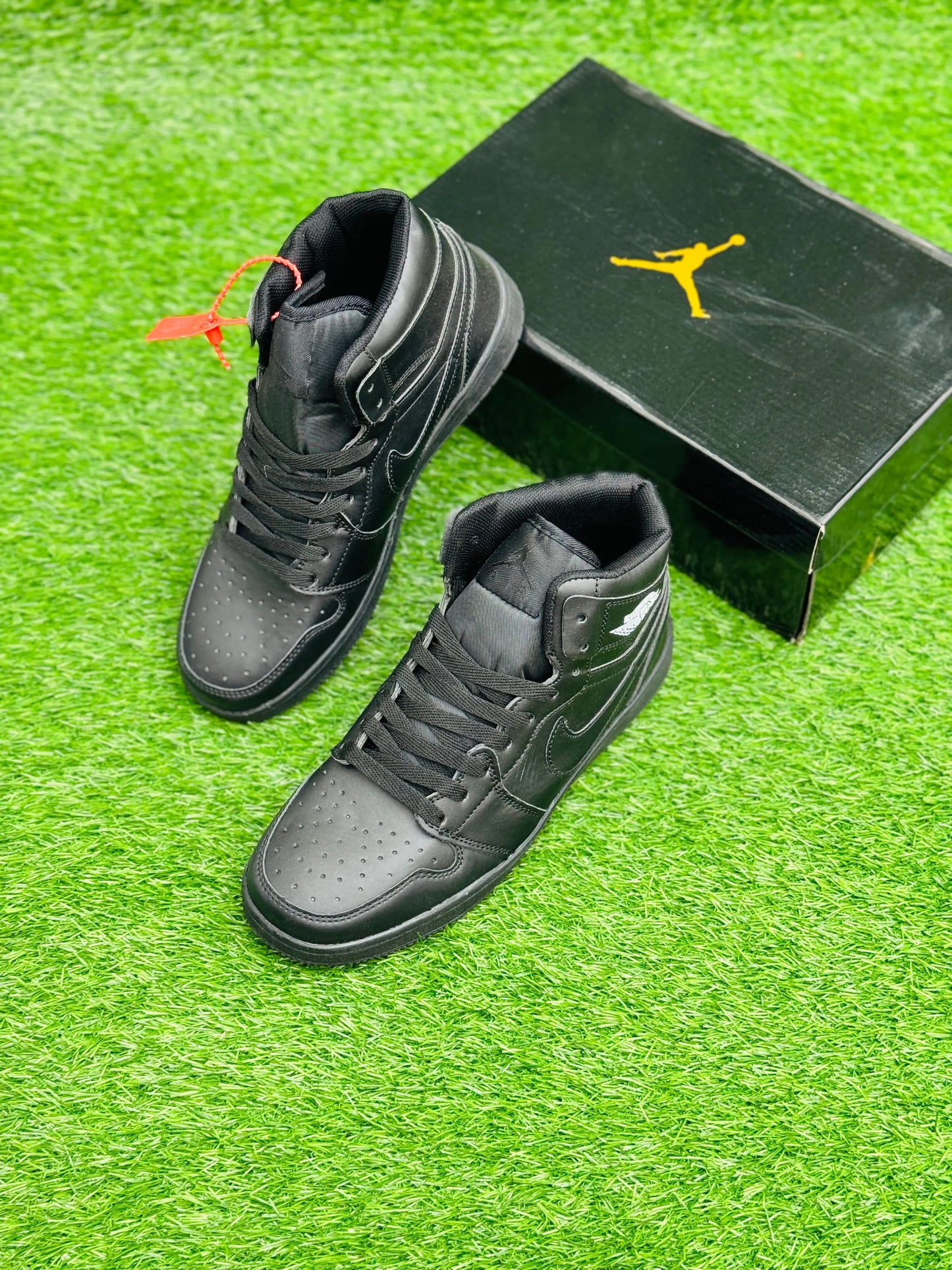 Nike Air Jordan 1 High – Black - Prime Walks
