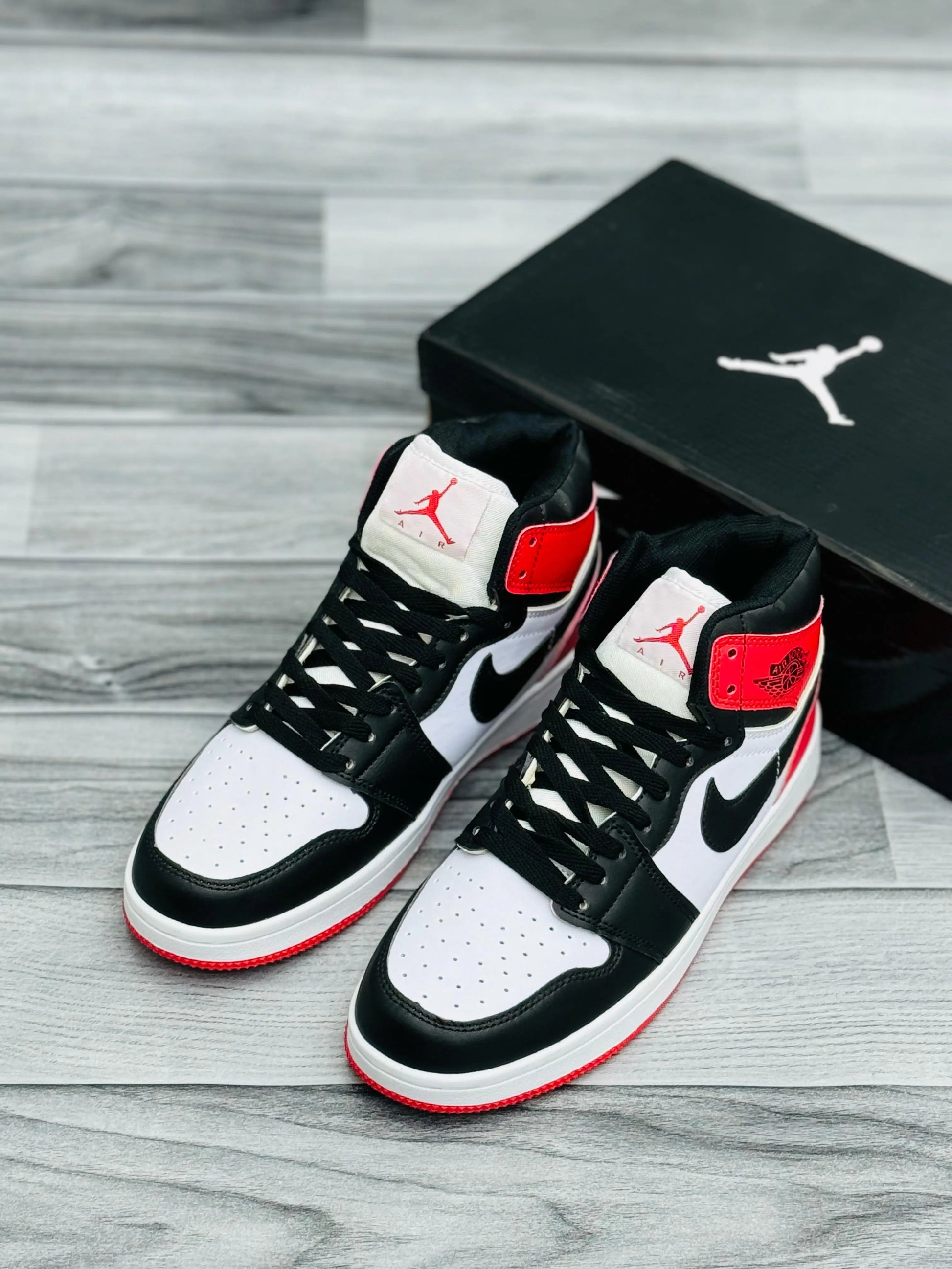 Nike Air Jordan 1 High – Red Nike