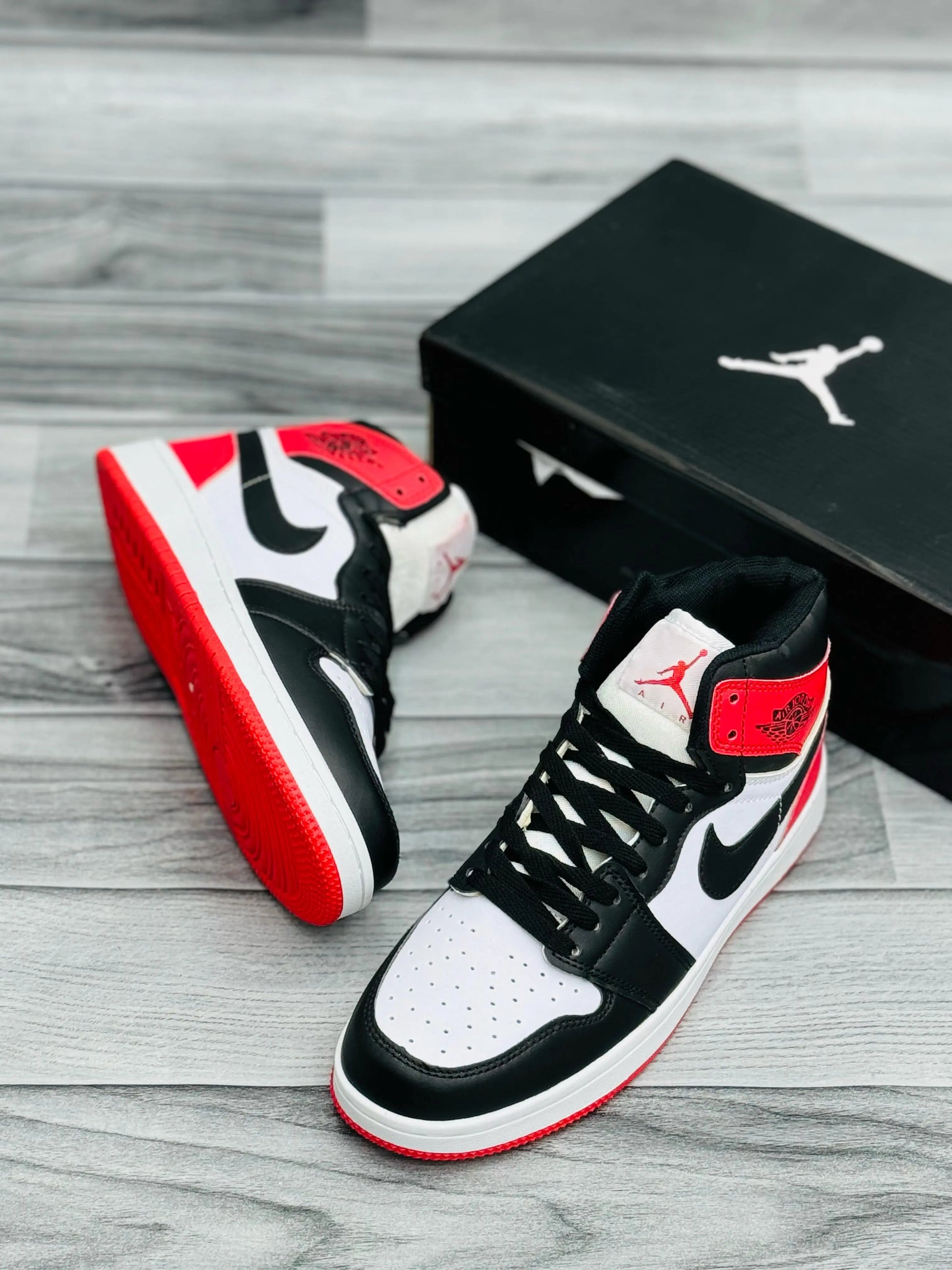 Nike Air Jordan 1 High – Red Nike