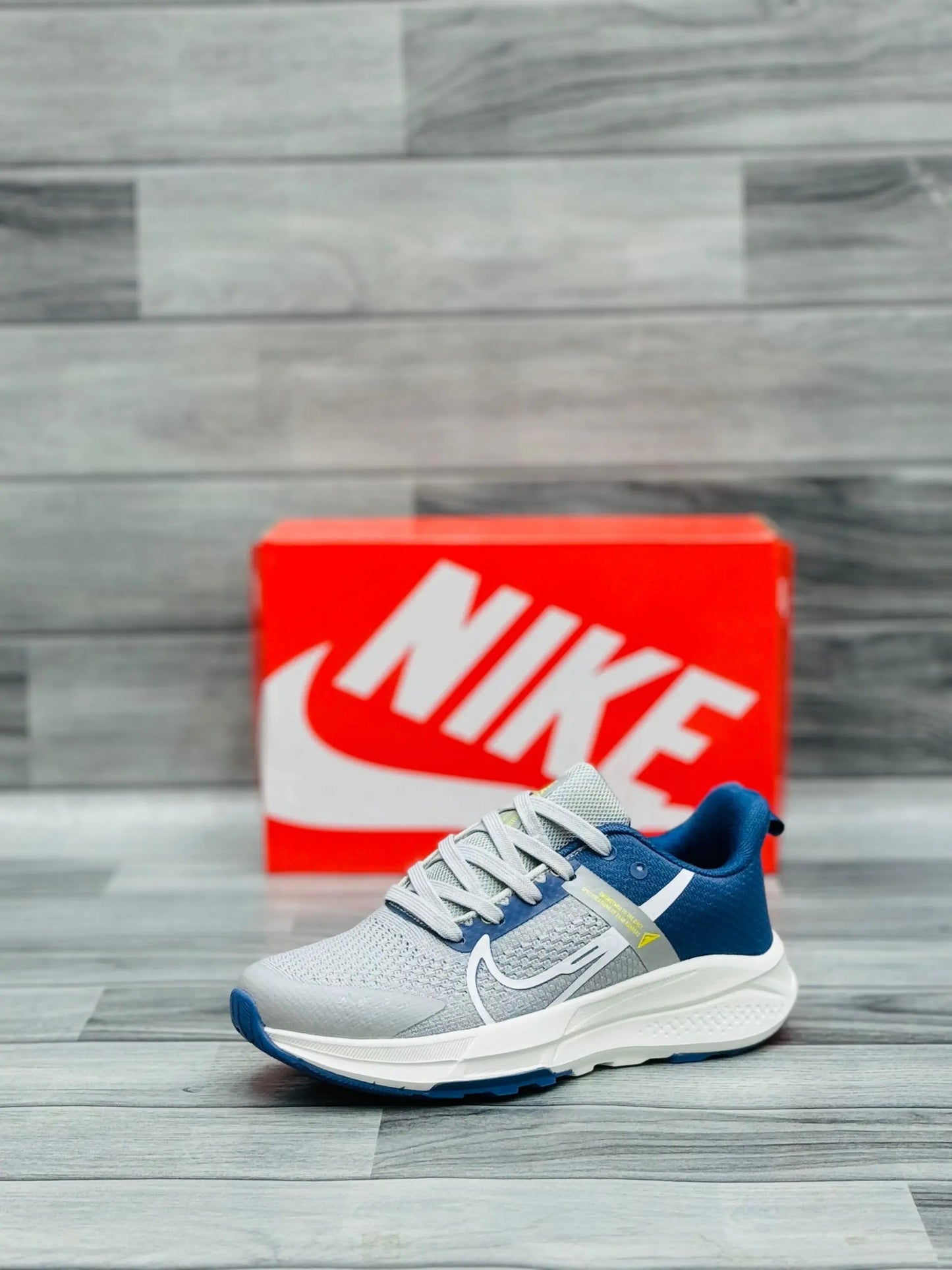 Nike Air Zoom Trail - Grey Nike Prime Walks