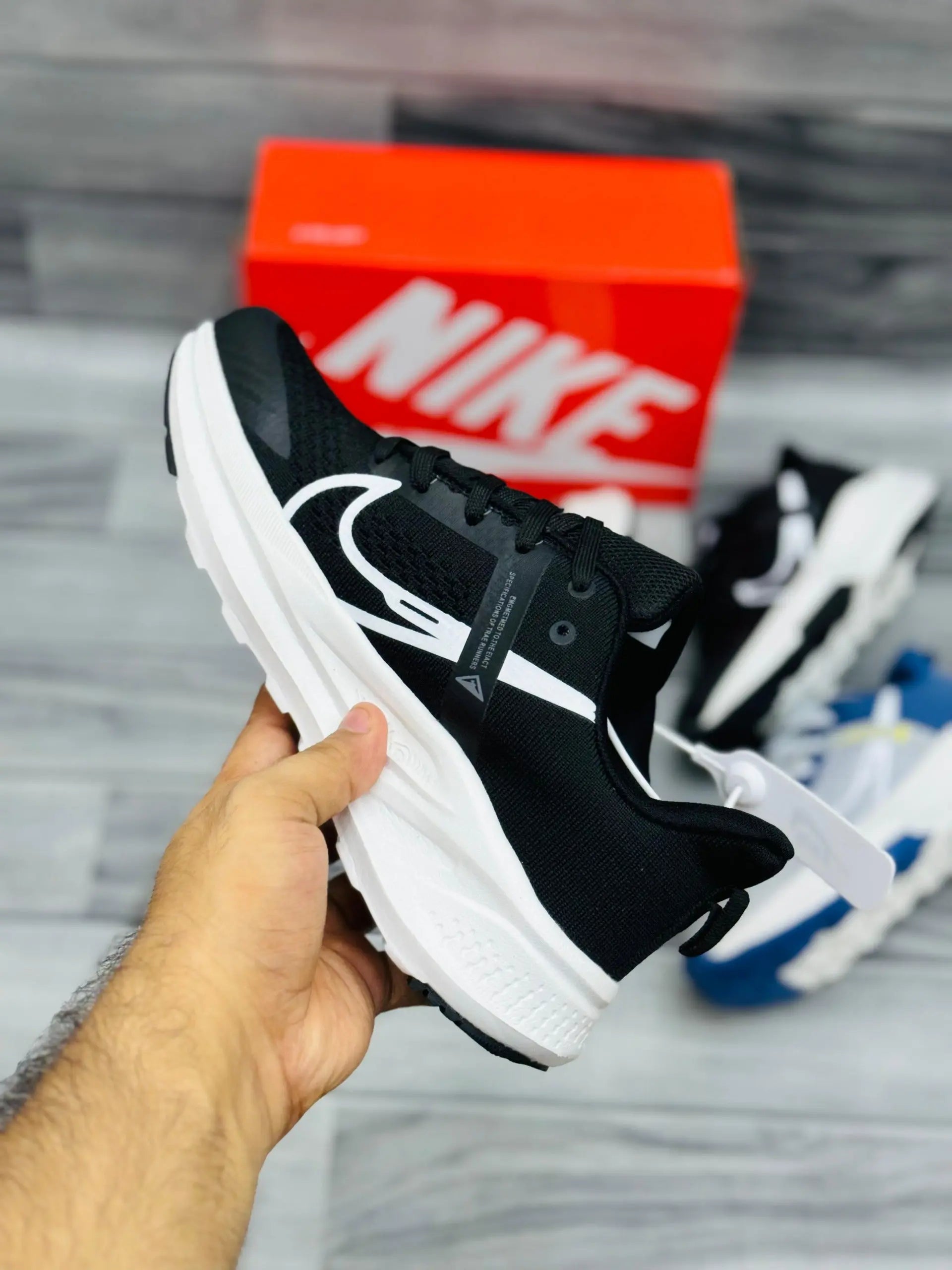 Nike Air Zoom Trail - Black Nike Prime Walks