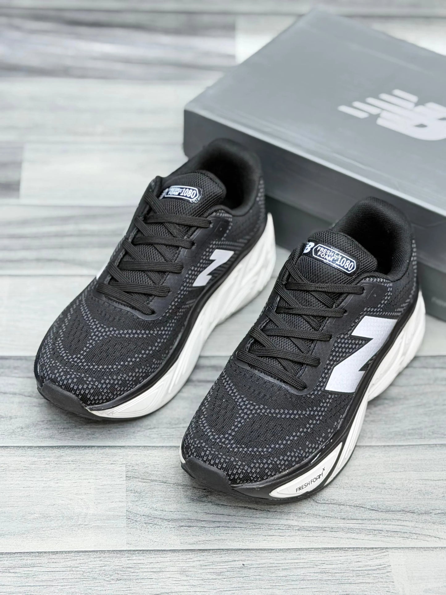 NB Fresh Foam X More V5 - Black Prime Walks